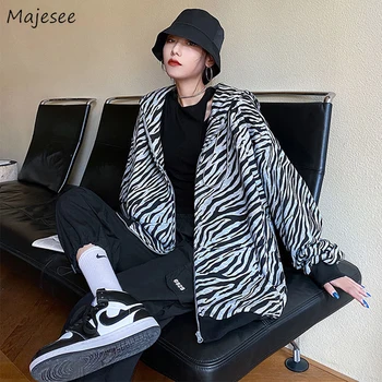 Striukės Moterims Zebra Išspausdintas Su Gobtuvu Hip-Hop Pora Prarasti Plius Dydis High Street Cool Merginos Moterų Prašmatnus Korėjos Stiliaus Paltai Užtrauktukas